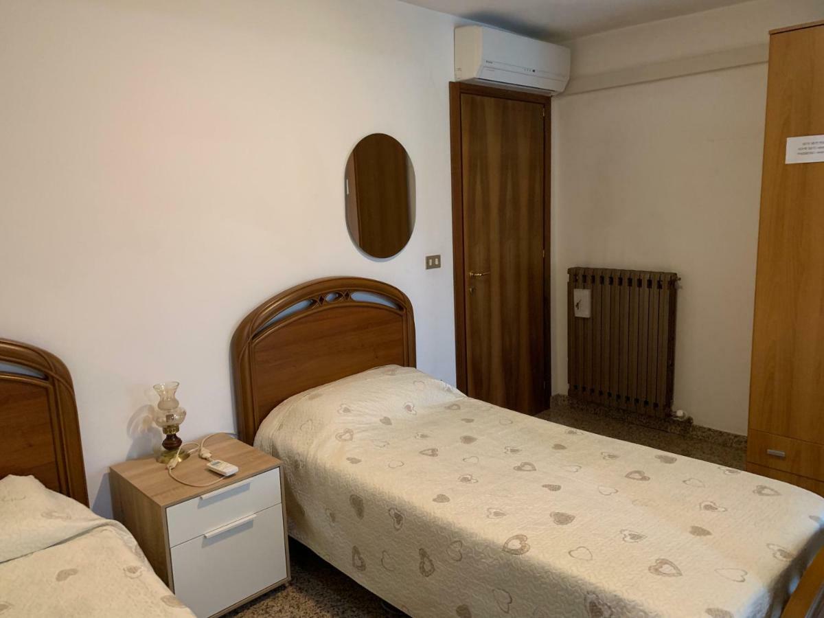 Camere Solidea Veronella Εξωτερικό φωτογραφία